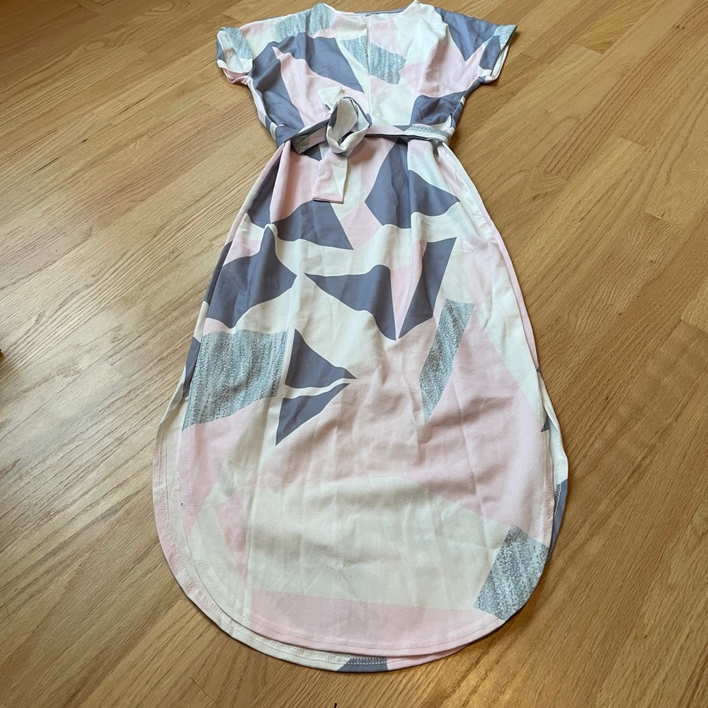 Geometric pattern lightweight dress small